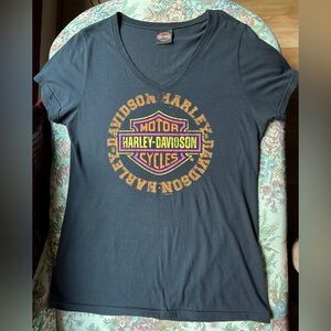 Harley Davidson ladies’ t-shirt.